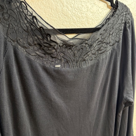 Soft Surroundings Black Lace Trimmed Sheer Neckline Long Sleeve Top Plus Size 2X - Picture 3 of 11